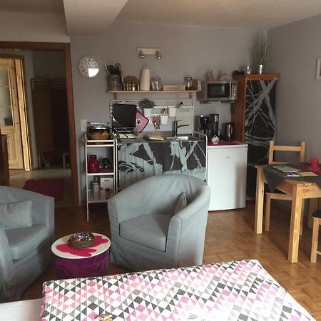 Appartement Im Alten Pfarrhaus バート・ツヴェステン エクステリア 写真